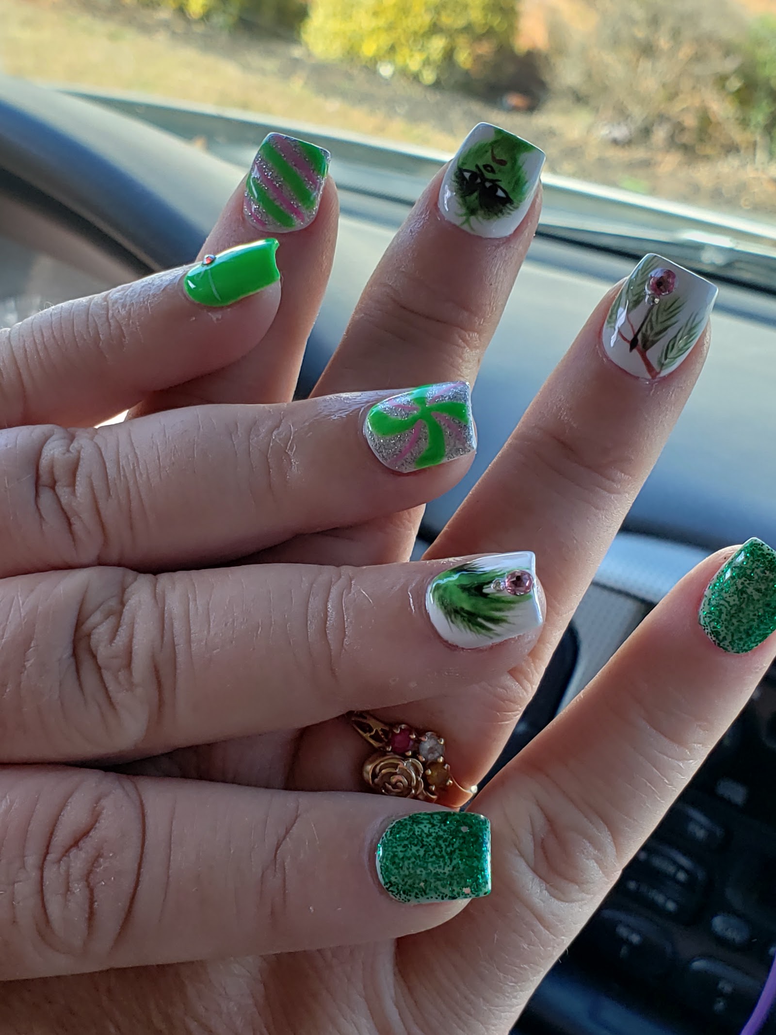 Mary's Nails & Spa Greenville nail photo 2